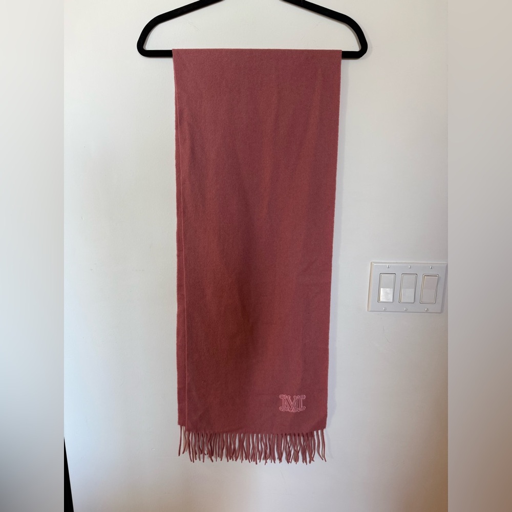MaxMara Rose Wool Scarf